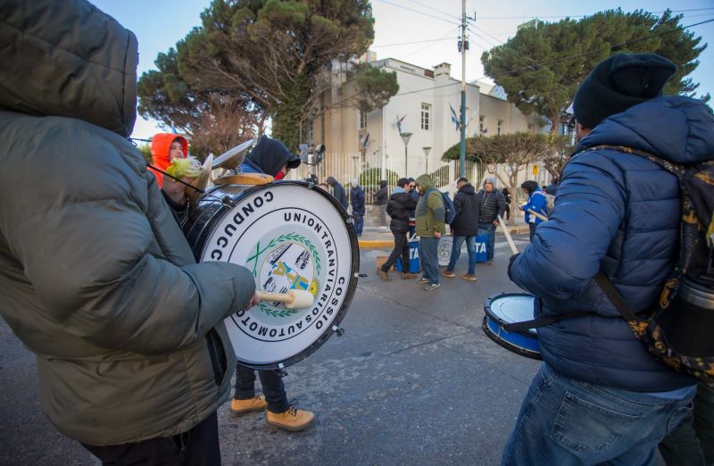 Sin colectivos en la ciudad por una asamblea de la UTA con marcha al municipio