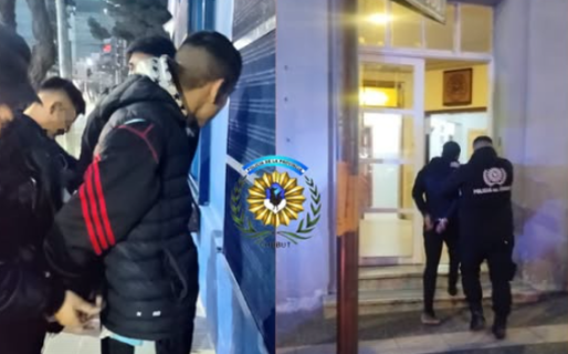 Robo frustrado: atraparon a dos hombres cuando intentaban sacar la batería de un auto