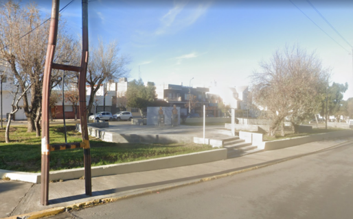 El peronismo de Comodoro se concentró en la Plaza de los Bustos a 52 años de la partida de Perón