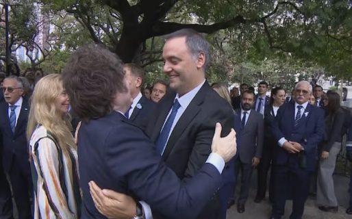 Milei: “Hablé hace muy poco con Adorni, para mí es honesto”