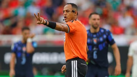 La FIFA confirmó quién será el árbitro del partido de la Selección argentina contra Inglaterra
