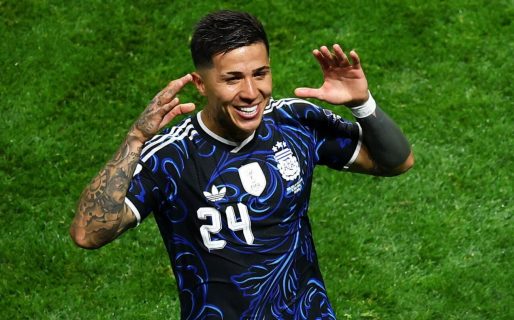 Lautaro Martínez convirtió sobre el final y Argentina le gana la semifinal a Inglaterra