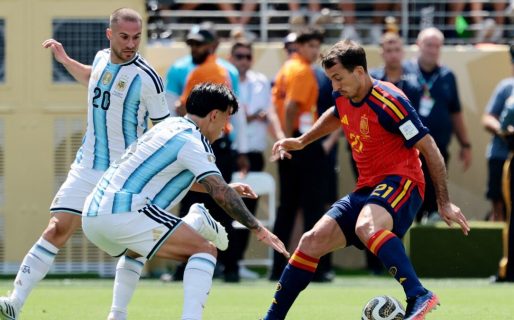 España domina la posesión y Argentina espera para golpear de contra: la final sigue empatada en el primer tiempo