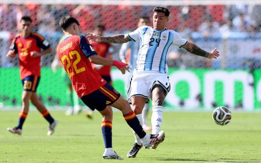 Las polémicas de la final entre Argentina y España: la roja a Enzo Fernández, el gol anulado y el gesto de Cucurella