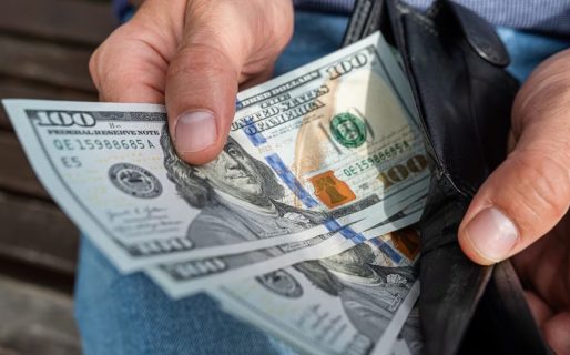 Cuentas sueldo en dólares: cuáles son las claves de la medida y qué cambia para empresas y empleados
