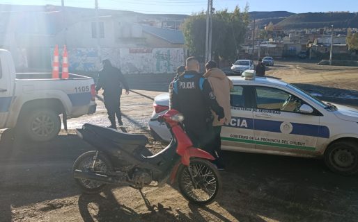 Secuestraron una moto sin patente y con múltiples irregularidades durante un control