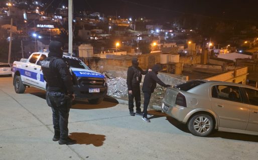 Se mostró nervioso durante un patrullaje preventivo, admitió haber consumido marihuana y quedó imputado
