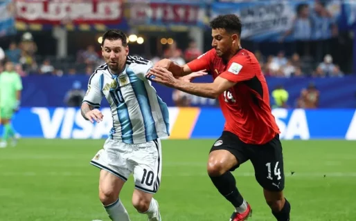 Con un golazo de Messi, la Selección empató sobre el final ante Egipto y se ilusiona pasar a cuartos de final