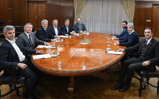 Caputo se reunió con supermercadistas y puso el foco en la renegociación de los convenios colectivos