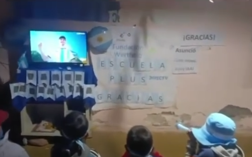 Alumnos de una escuela rural de Jujuy vieron por primera vez un partido de la Selección Argentina por televisión