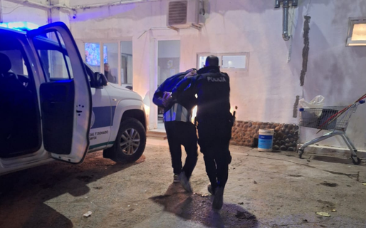 Provocó disturbios, insultó y escupió a los efectivos: terminó demorado