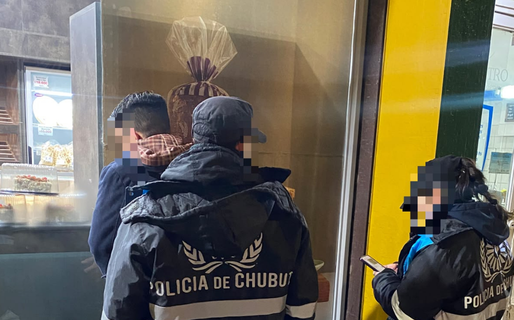 Un hombre intentó robar prendas por $150.000: fue detenido a metros del comercio
