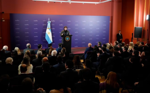 Ante los diputados y senadores de LLA, Milei adelantó que presentará un proyecto para reformar el Banco Central