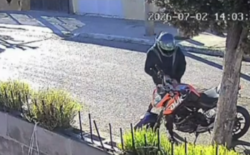 Intentó robar una moto y quedó filmado: «Te voy a encontrar, wachin»