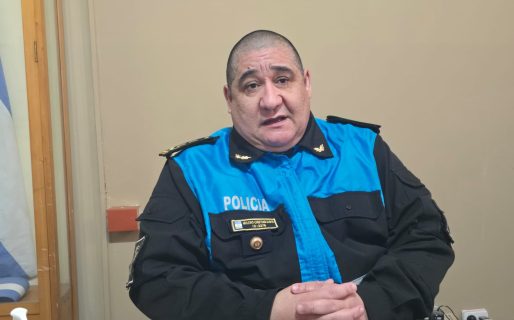 Sangriento ataque en Km 17: Apuñaló a su amigo en el cuello tras una discusión y su madre lo entregó a la policía