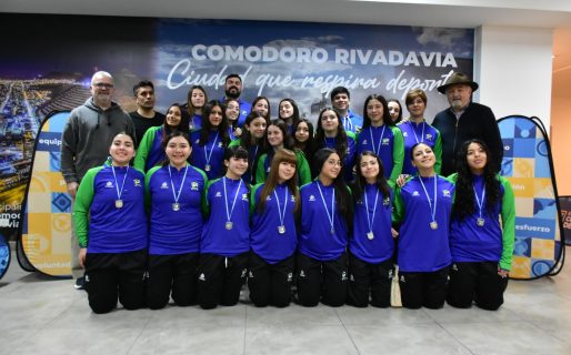 La Selección Austral de Hockey Sub 14 fue reconocida por lograr el subcampeonato y ascenso
