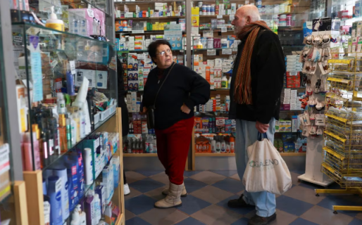 Cuánto aumentarán las jubilaciones, la AUH y otras asignaciones en septiembre, tras el dato de inflación del Indec