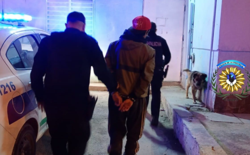 Estaba prófugo y lo atraparon en una plaza del barrio 30 de Octubre