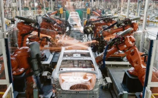 La producción automotriz cayó 16% en julio: las exportaciones amortiguaron el desplome de las ventas internas