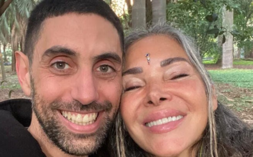 Ella tiene 61 años, él 35 y encontraron la fórmula para que la pareja funcione: “Solo nos vemos los fines de semana”