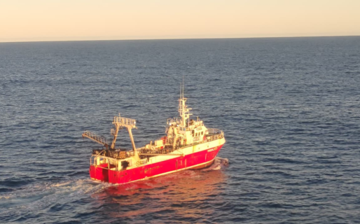 Operativo de emergencia en Comodoro: Prefectura aeroevacuó a un tripulante de un buque pesquero