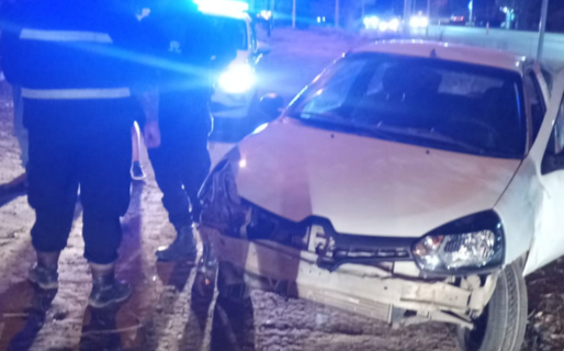 Manejaba borracho, chocó a otro auto y escapó: lo frenaron en un control policial