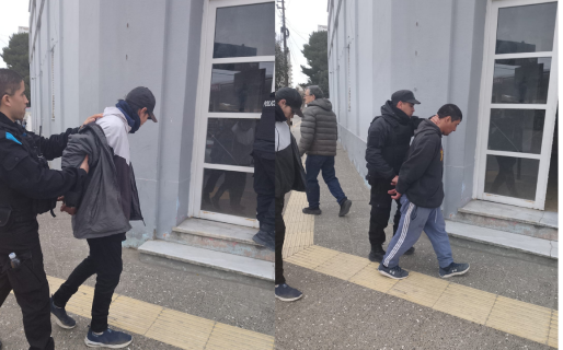 Dos jóvenes fueron detenidos tras robar productos de una farmacia del centro