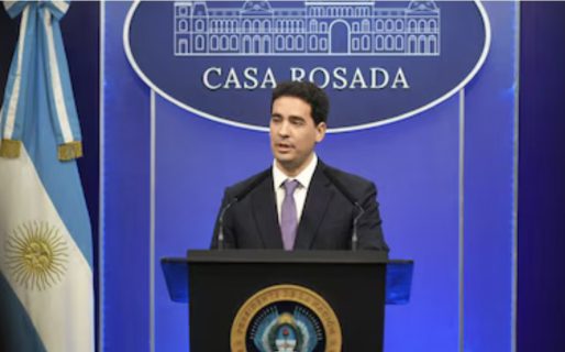 <strong>El vocero presidencial envió un mensaje a los deudores que cayeron en mora: “Acá no hay plan platita”</strong>