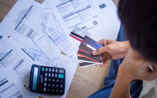 La morosidad en los créditos bancarios cayó por primera vez en 20 meses