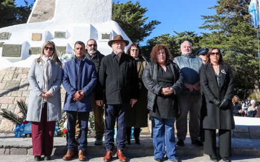 Comodoro conmemoró el 176° aniversario del paso a la inmortalidad del General José de San Martín