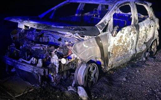 Una camioneta se incendió por completo sobre la Ruta Nacional N°3