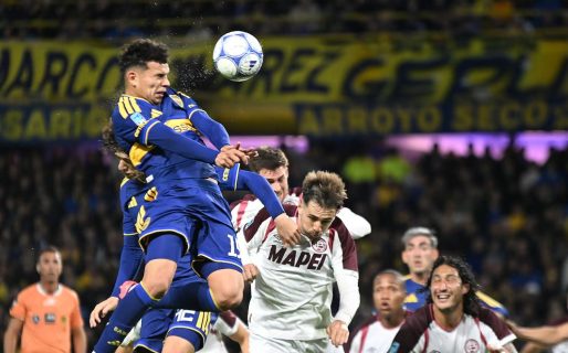 Boca Juniors venció 1-0 a Lanús en la última jugada del partido y se metió en zona de playoffs