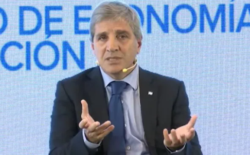 El Gobierno habilitó créditos en dólares para todas las empresas: los bancos podrán prestar hasta el 15% de sus depósitos