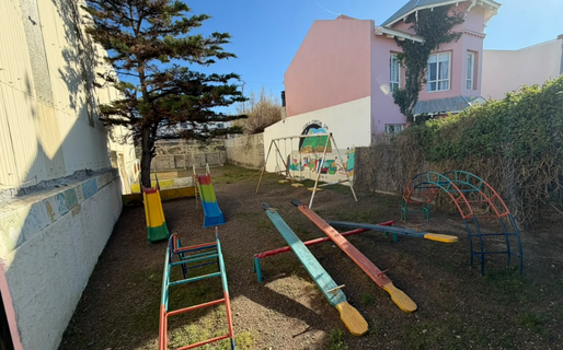 “Necesitamos manos y ayuda”: el pedido solidario para recuperar los juegos de la Escuela 519