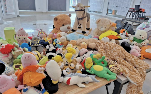 Impulsan colecta de juguetes y alimentos en Comodoro