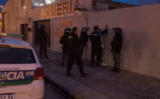 Entró a un patio con intenciones de robo, pero no pudo llevarse nada y encima lo detuvieron