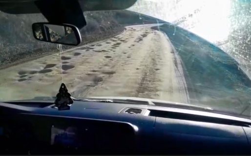 Un impactante video muestra el «calamitoso» estado del camino entre Laprida y Saavedra