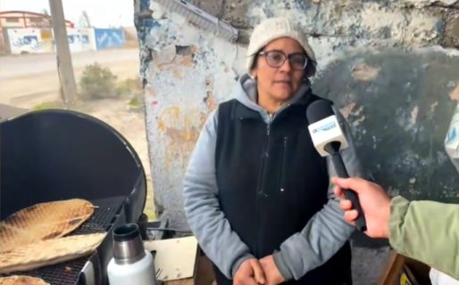 Sabor santiagueño en Ruta 1: La historia de Fernando y Fernanda, la pareja que vende tortillas a la parilla
