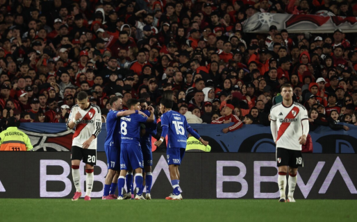 River ganaba 2-0, se durmió y Vélez se lo empató en el Monumental