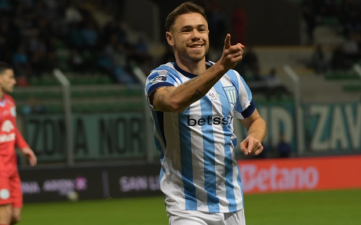 Con gol del comodorense Tomás Conechny, Racing eliminó a Belgrano de la Copa Argentina