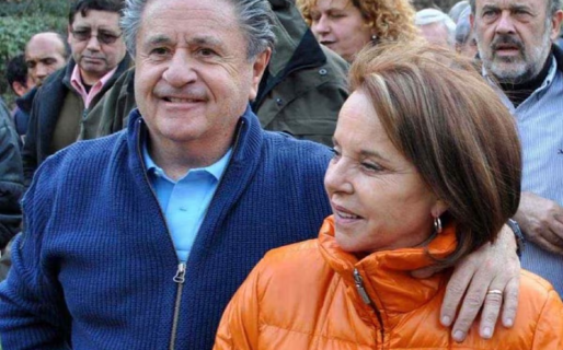 Por el “vacunatorio VIP” piden indagar a Eduardo y Chiche Duhalde, Verbitsky y otras 30 personas
