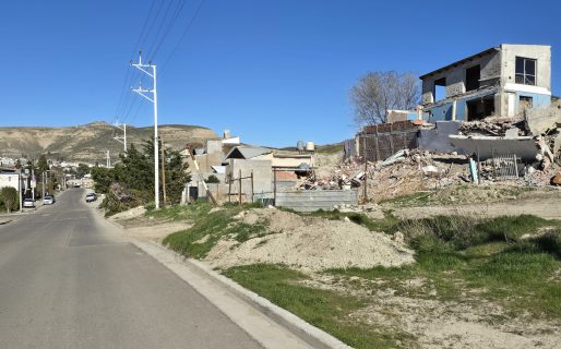 Vecinos de la calle Mazaredo reclaman soluciones: “Nos costó una vida hacer nuestras casas y ahora nos dicen que el terreno es inhabitable”