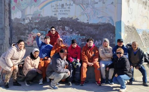 Comenzaron los trabajos para un mural colectivo por la salud mental en Comodoro