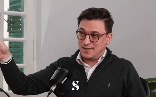 Álvaro Zicarelli presentará en Comodoro su libro sobre la disputa entre China y Estados Unidos