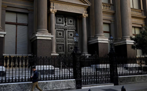 Los analistas que releva el BCRA estimaron que la inflación de agosto fue de 1,7% y esperan un dólar a $1630 para fin de año