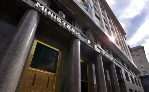 Motosierra: el Gobierno ajustó 8% el gasto público en agosto, con fuerte recorte de fondos a las provincias