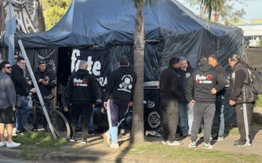 <strong>La Justicia ordenó desalojar el predio de Fate ocupado por los trabajadores y devolverlo a la empresa</strong>