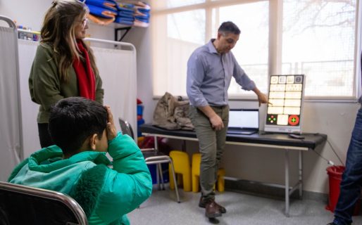 Salud Municipal fortalece la atención oftalmológica y sanitaria en el barrio Stella Maris