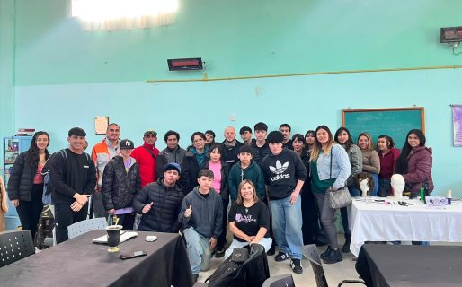 Una oportunidad para aprender y emprender: comenzó un curso gratuito de barbería