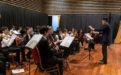 Con gran éxito se presentó el Coro de Campanas y la Banda Sinfónica de la UAP